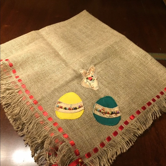 Handmade made Easter runner style tablecloth - Picture 6 of 9